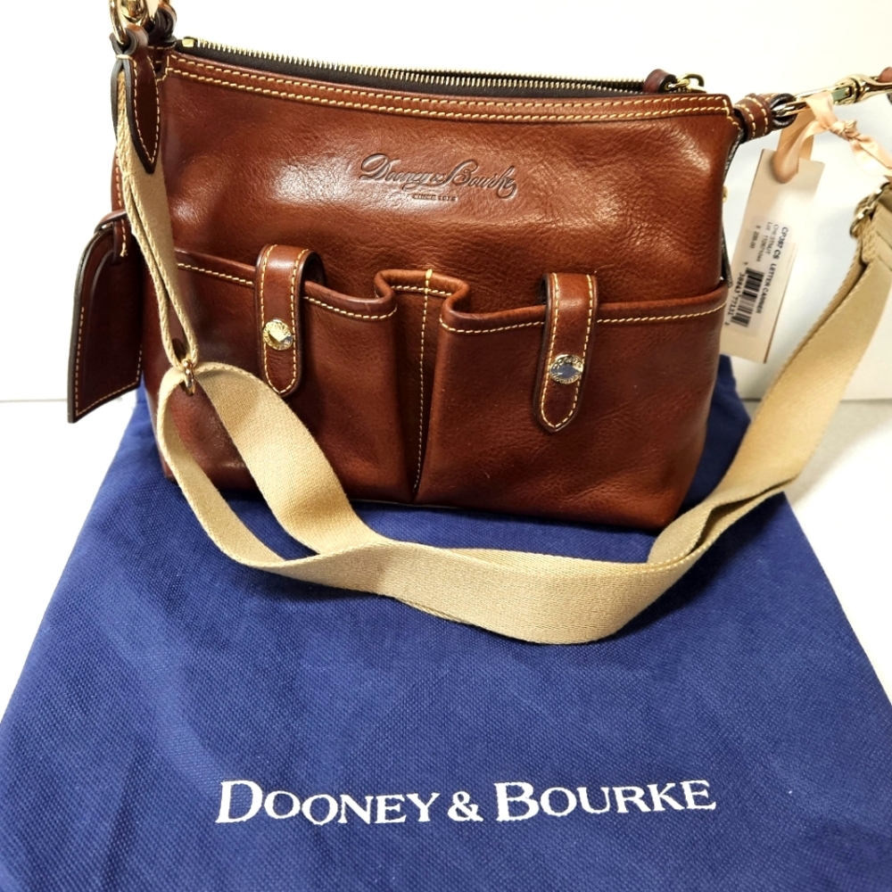 Beautiful Full Leather Mailcarrier Crossbody Bag ~~Dooney & Bourke